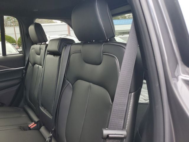 New 2026 Jeep Grand Cherokee Limited RWD image 15
