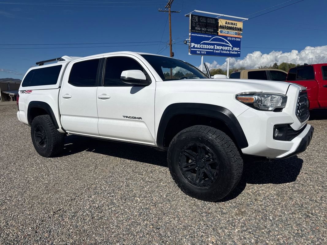 Used 2019 Toyota Tacoma TRD Off-Road image 3
