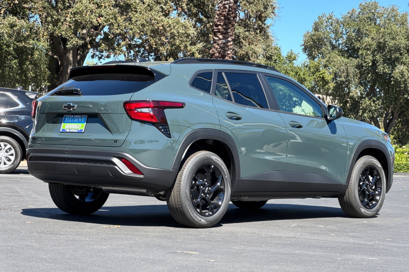 New 2026 Chevrolet Trax LT w/ Driver Confidence Package FWD image 3