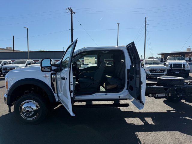 New 2026 Ford F550 4x4 Supercab Super Duty image 13