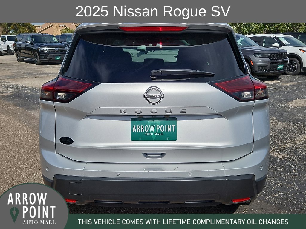 Used 2025 Nissan Rogue SV FWD image 10