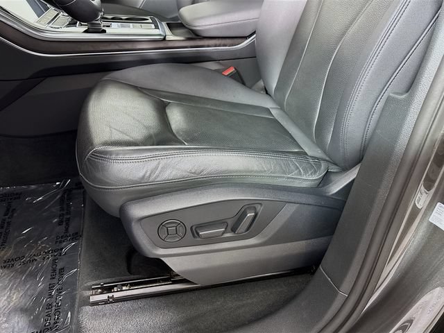 Used 2022 Audi Q7 2.0T Premium Plus w/ Premium Plus Package AWD/4WD image 20