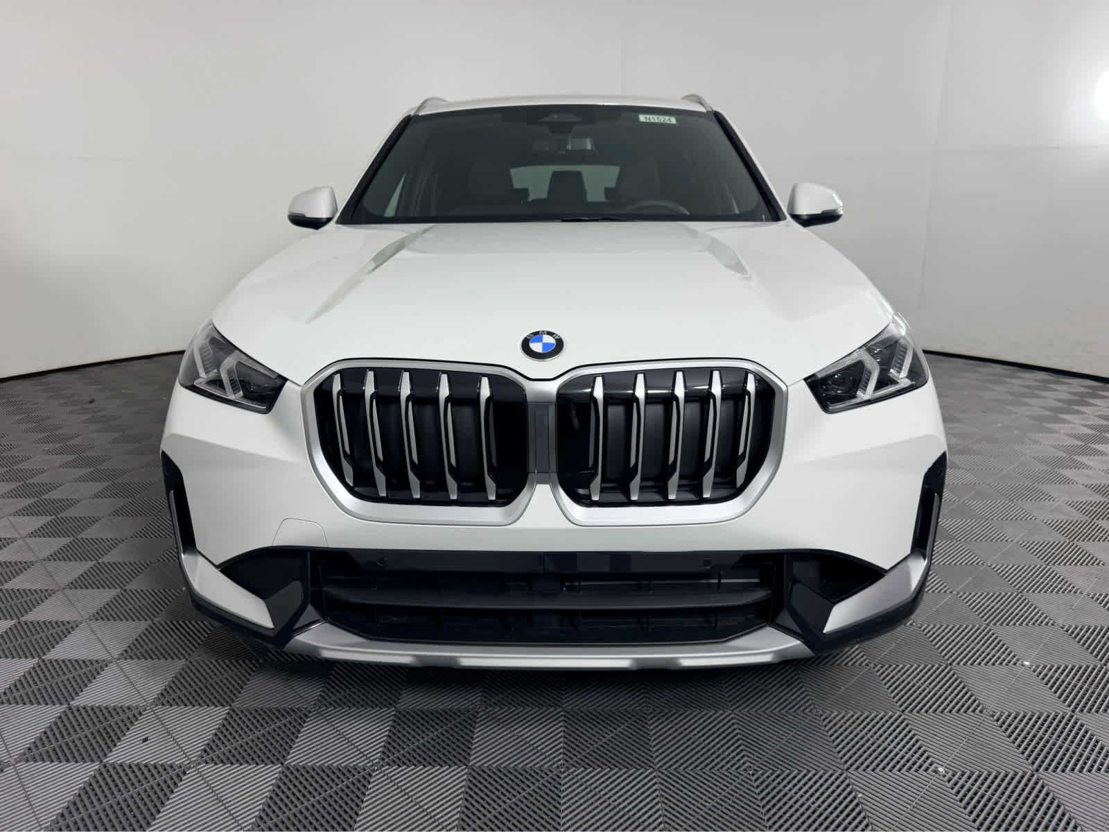 New 2027 BMW X1 xDrive28i AWD/4WD image 8