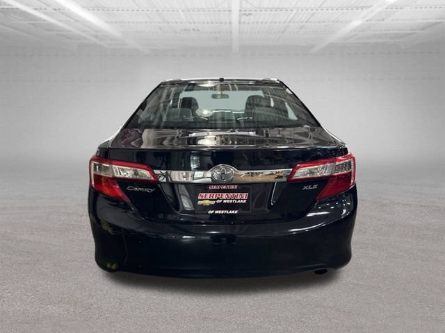 Used 2013 Toyota Camry XLE w/ Leather Pkg FWD image 19