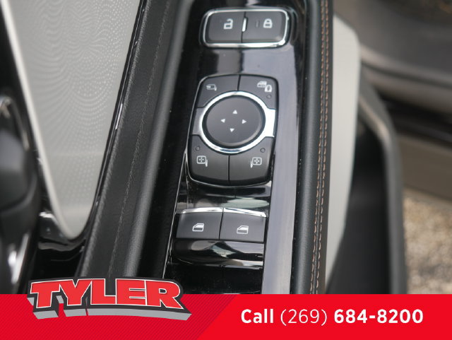Used 2025 Lincoln Aviator Reserve w/ Equipment Group 201A AWD/4WD image 21