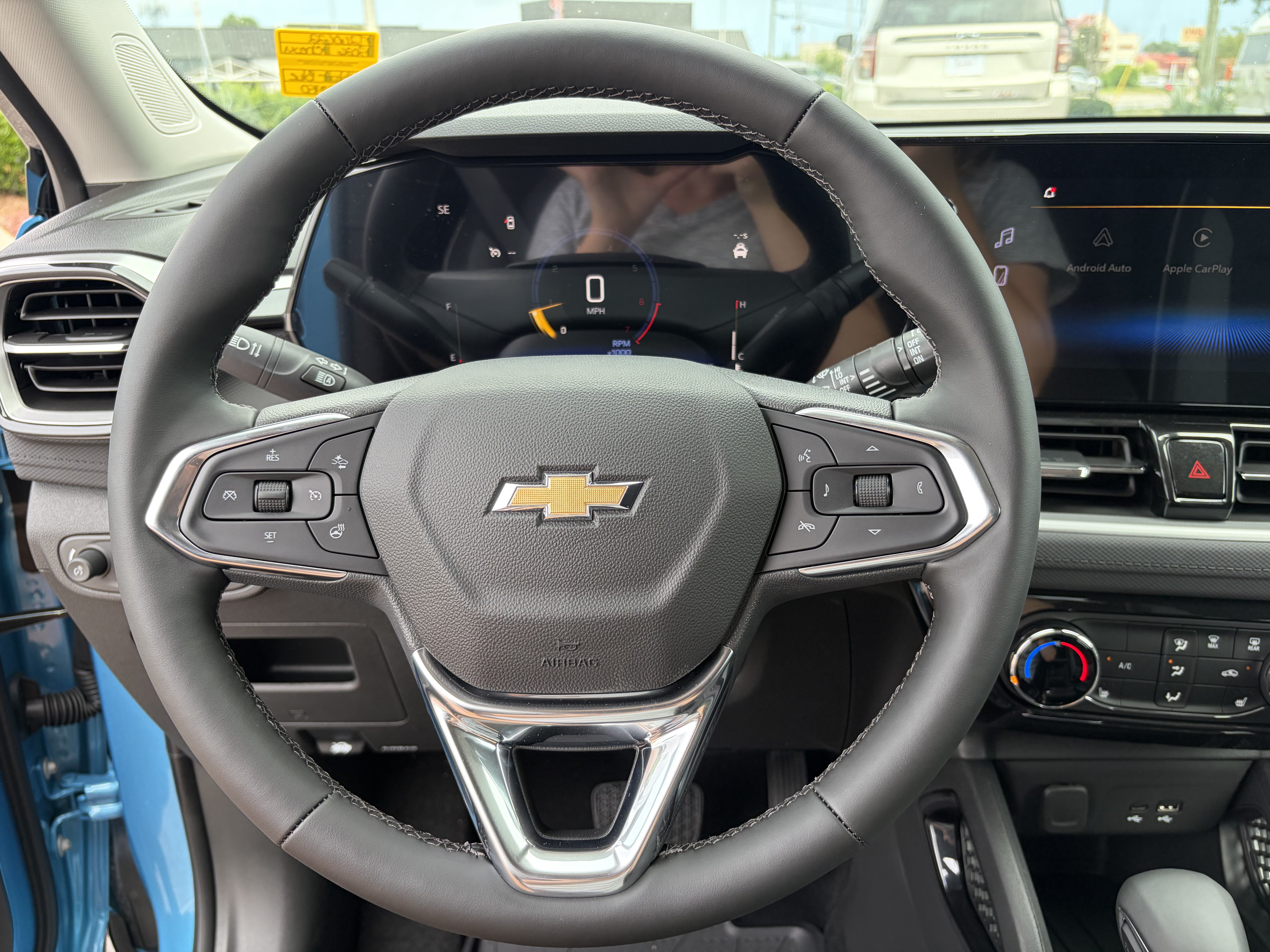 New 2026 Chevrolet TrailBlazer LT w/ LT Cold Weather Package FWD image 24