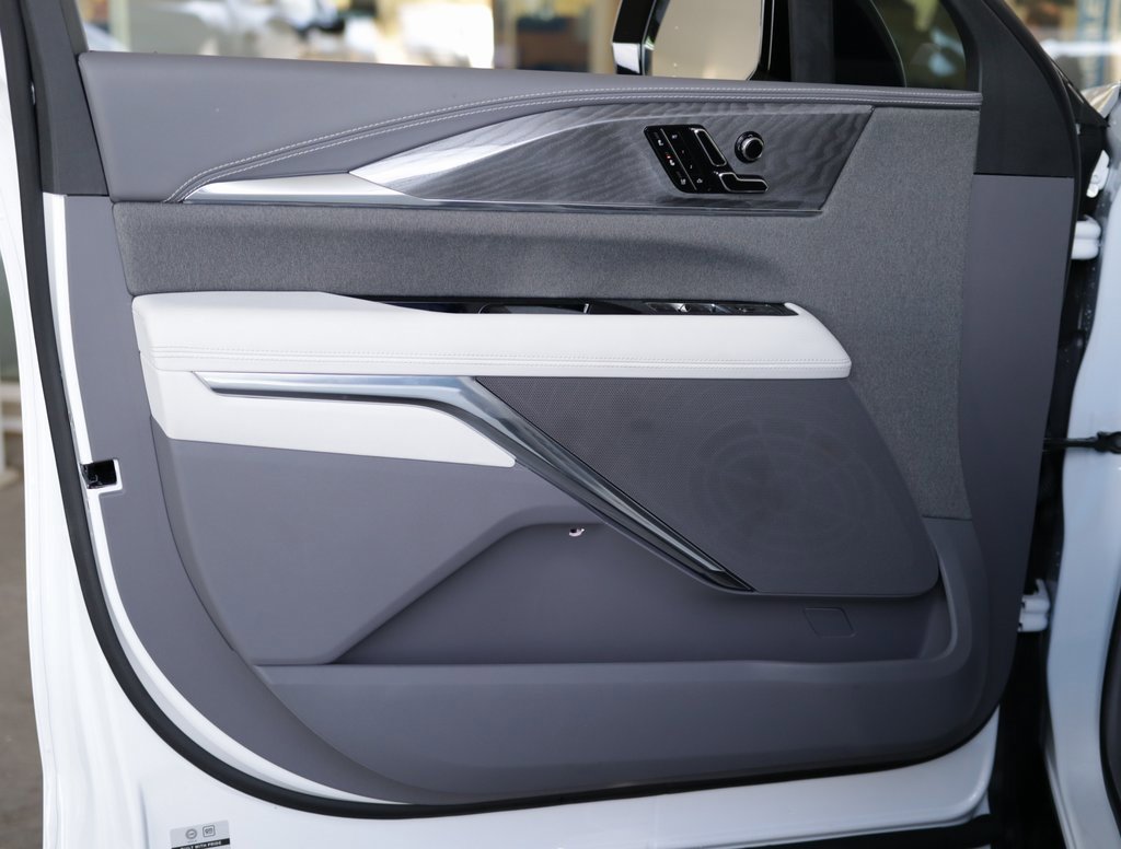 Used 2025 Cadillac Escalade IQ Sport 1 image 28