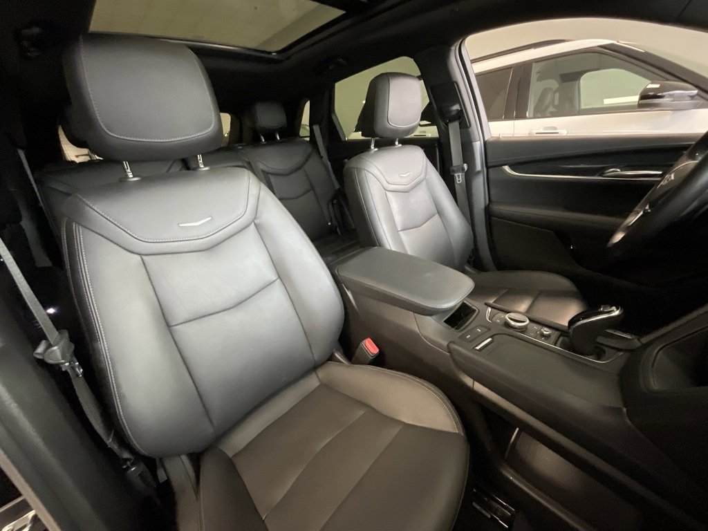 Used 2021 Cadillac XT5 Premium Luxury image 21