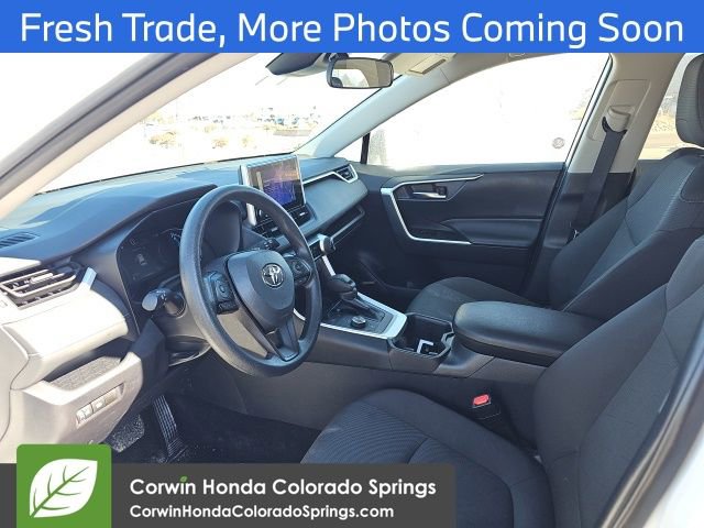 Used 2025 Toyota RAV4 XLE image 9