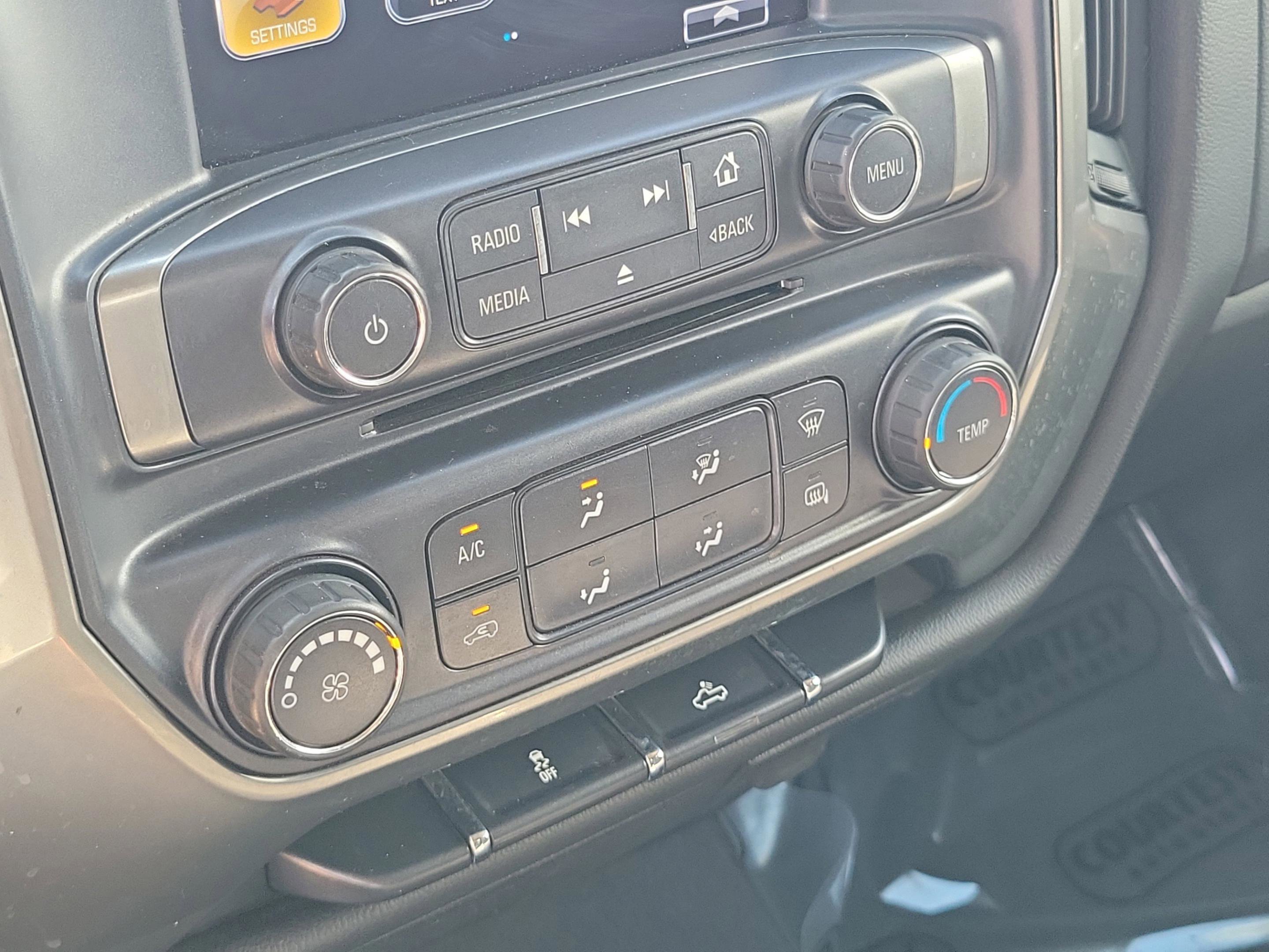 Used 2019 Chevrolet Silverado 1500 LT image 17