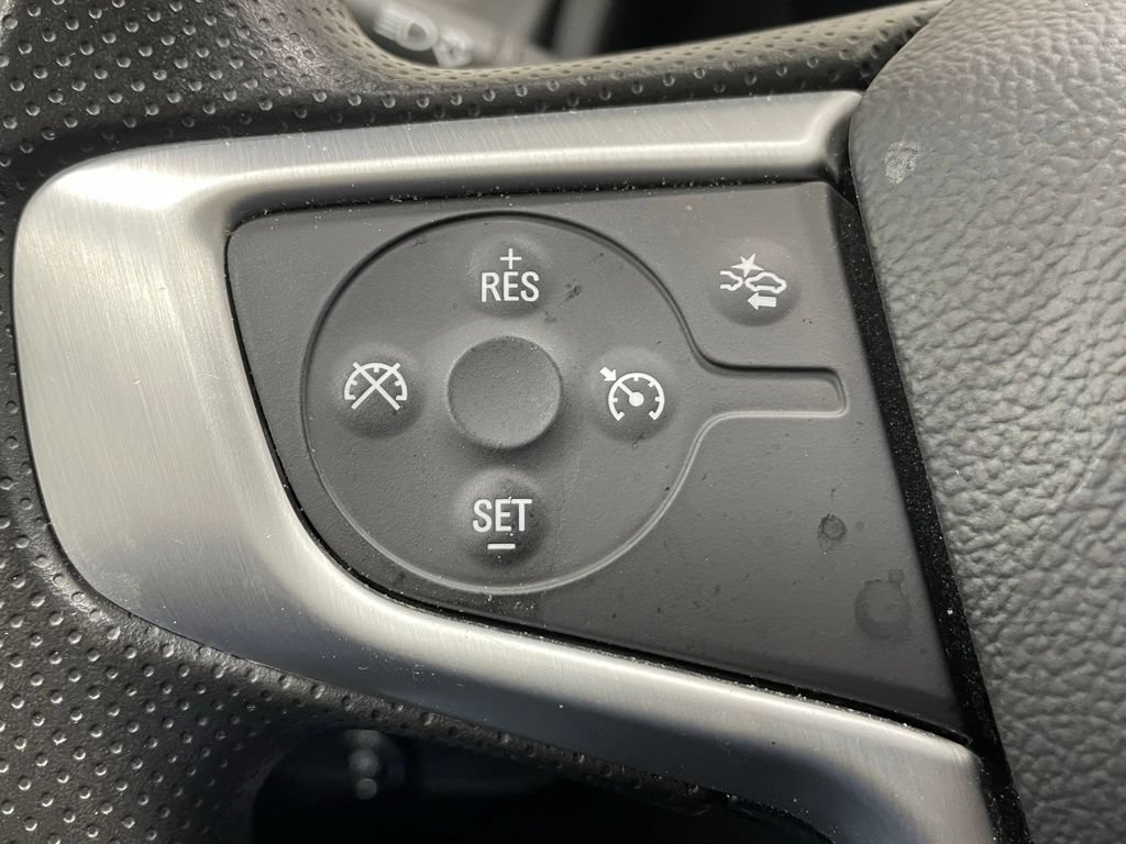Used 2024 GMC Terrain SLE AWD/4WD image 24