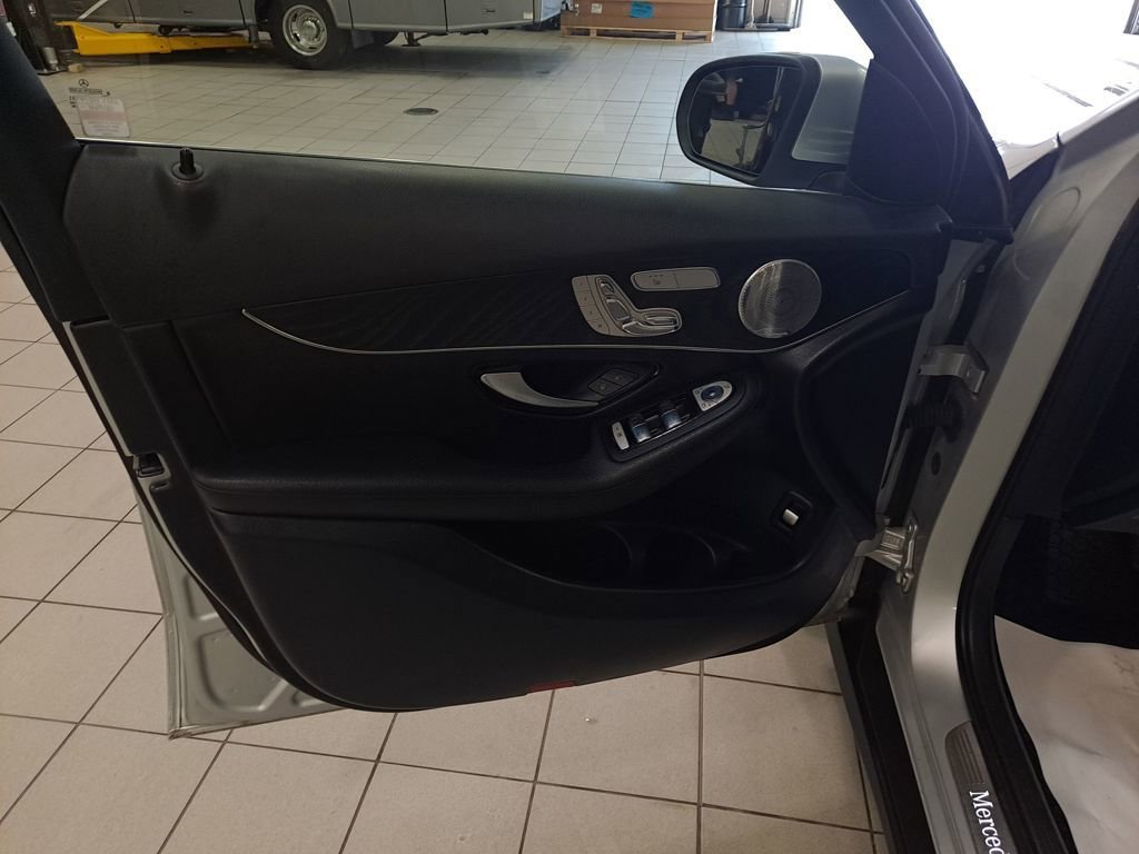 Used 2017 Mercedes-Benz GLC 300 4MATIC Coupe image 10