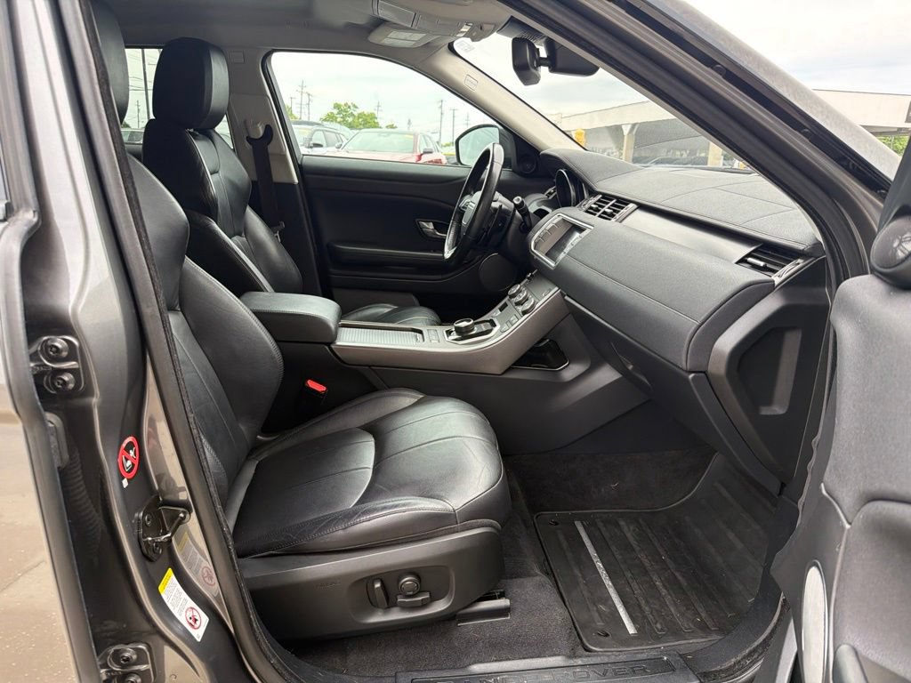 Used 2018 Land Rover Range Rover Evoque SE AWD/4WD image 22