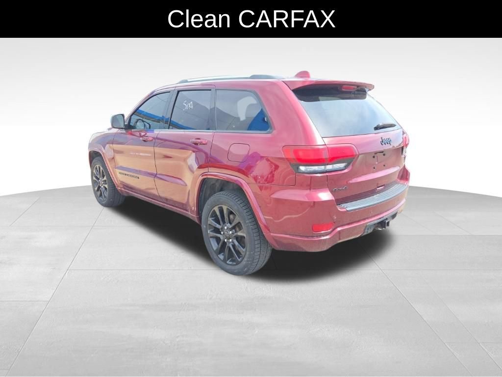 Used 2019 Jeep Grand Cherokee Altitude AWD/4WD image 5