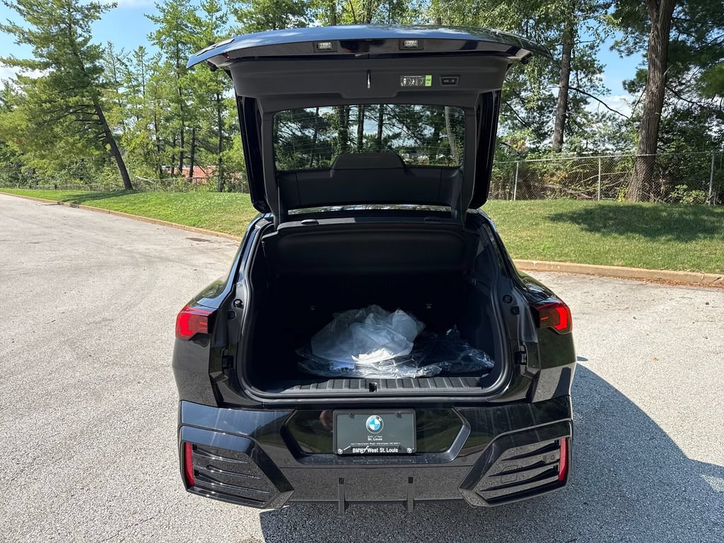 New 2026 BMW X2 xDrive28i w/ Technology Package AWD/4WD image 24