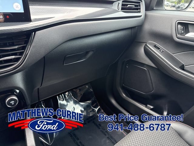 Certified 2023 Ford Escape ST-Line w/ Tech Pack #1 FWD image 23