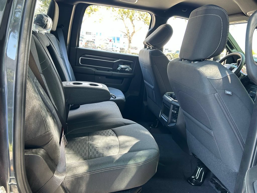 New 2026 RAM 3500 Big Horn AWD/4WD image 40