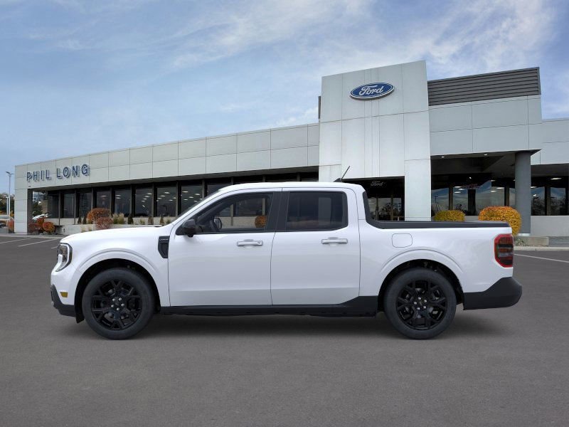 New 2025 Ford Maverick Lariat w/ Black Appearance Package image 3