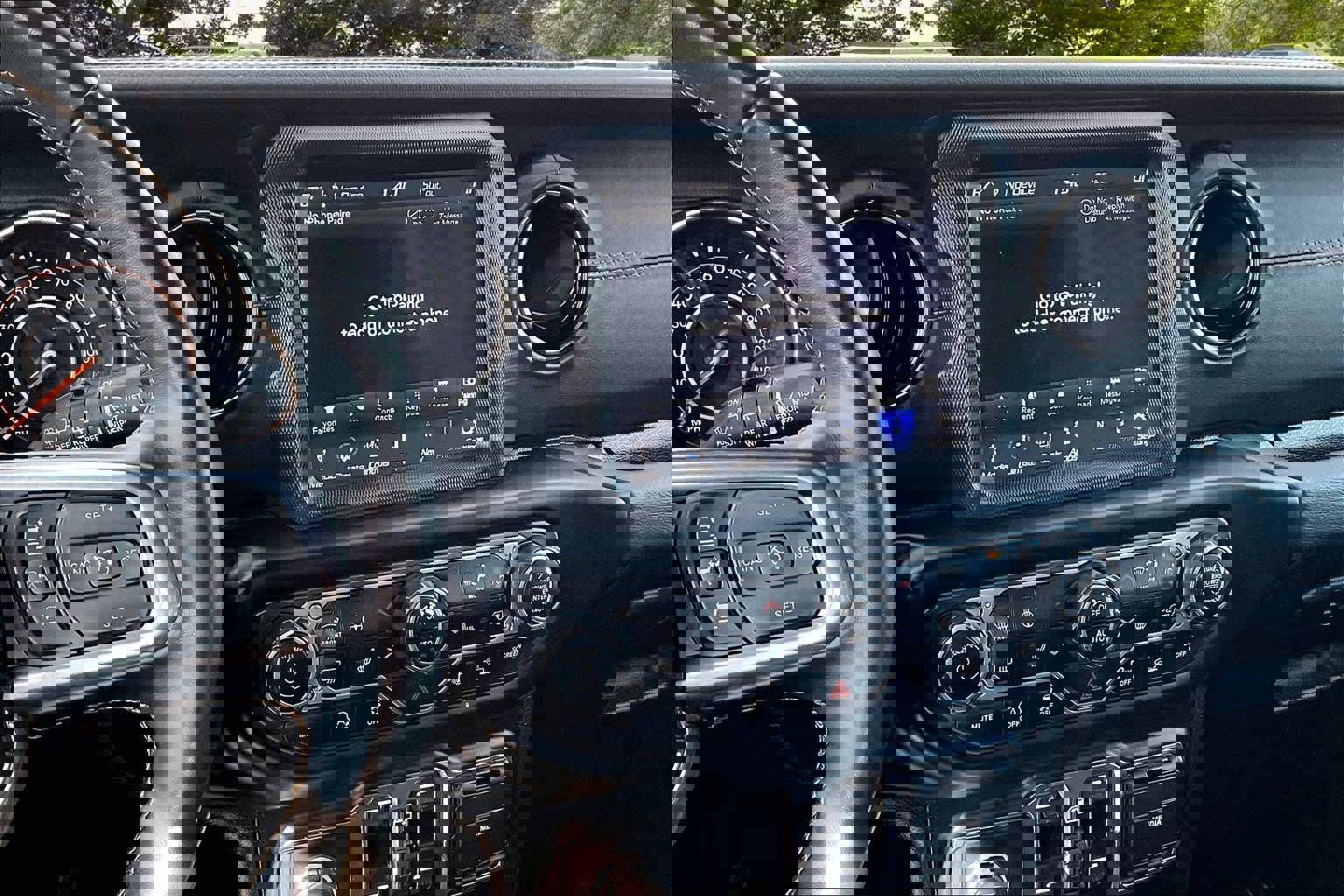 Used 2022 Jeep Wrangler Unlimited Sahara image 9