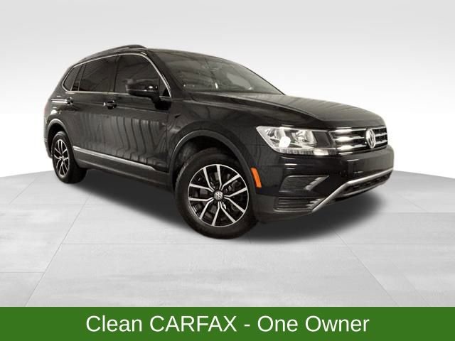 Used 2021 Volkswagen Tiguan SE w/ Panoramic Sunroof Package