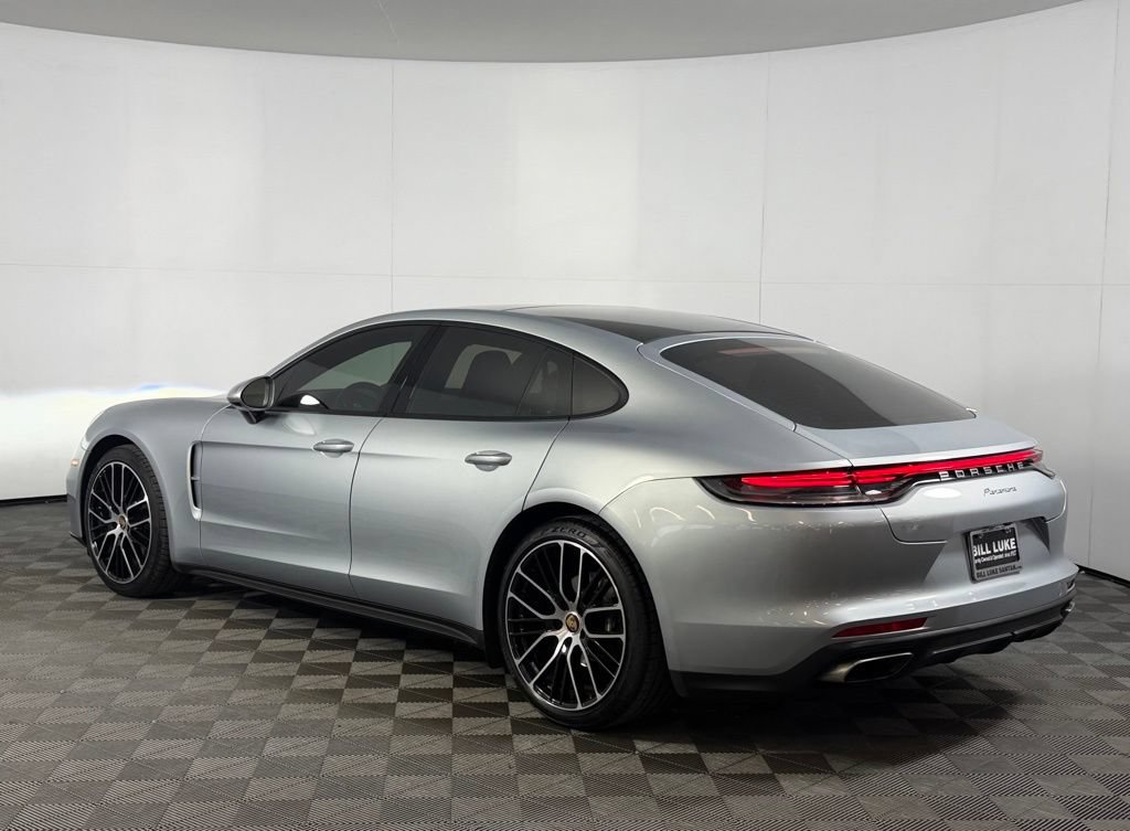 Used 2023 Porsche Panamera w/ Premium Package RWD image 8
