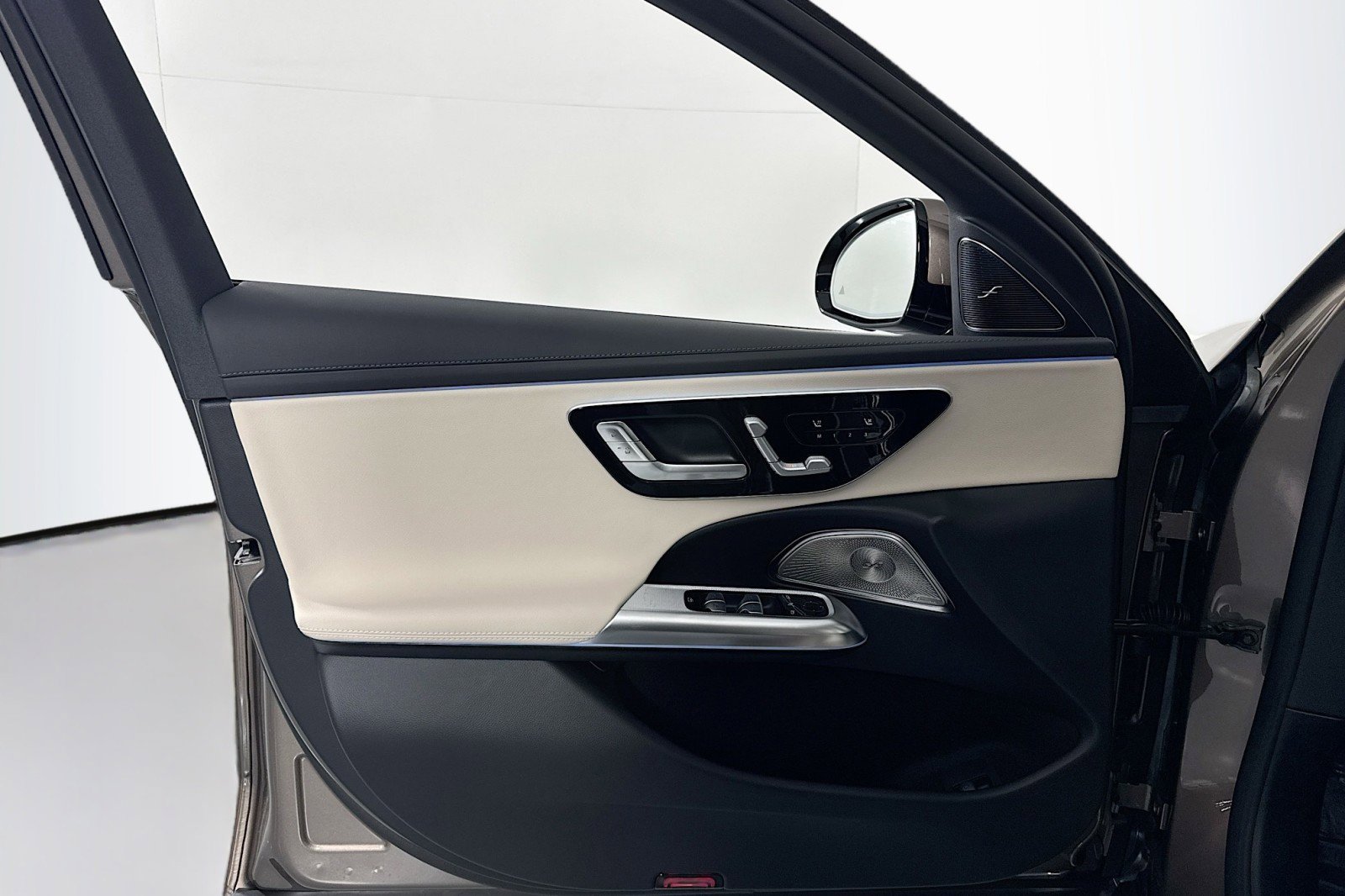 New 2026 Mercedes-Benz E 450 4MATIC Sedan image 20