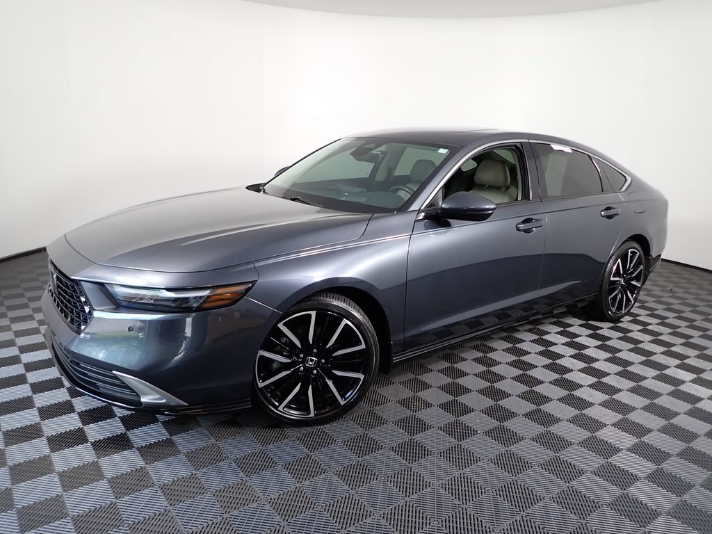 Used 2024 Honda Accord Touring image 15