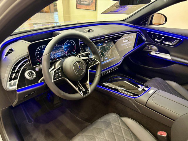 New 2026 Mercedes-Benz E 450 4MATIC Sedan image 9