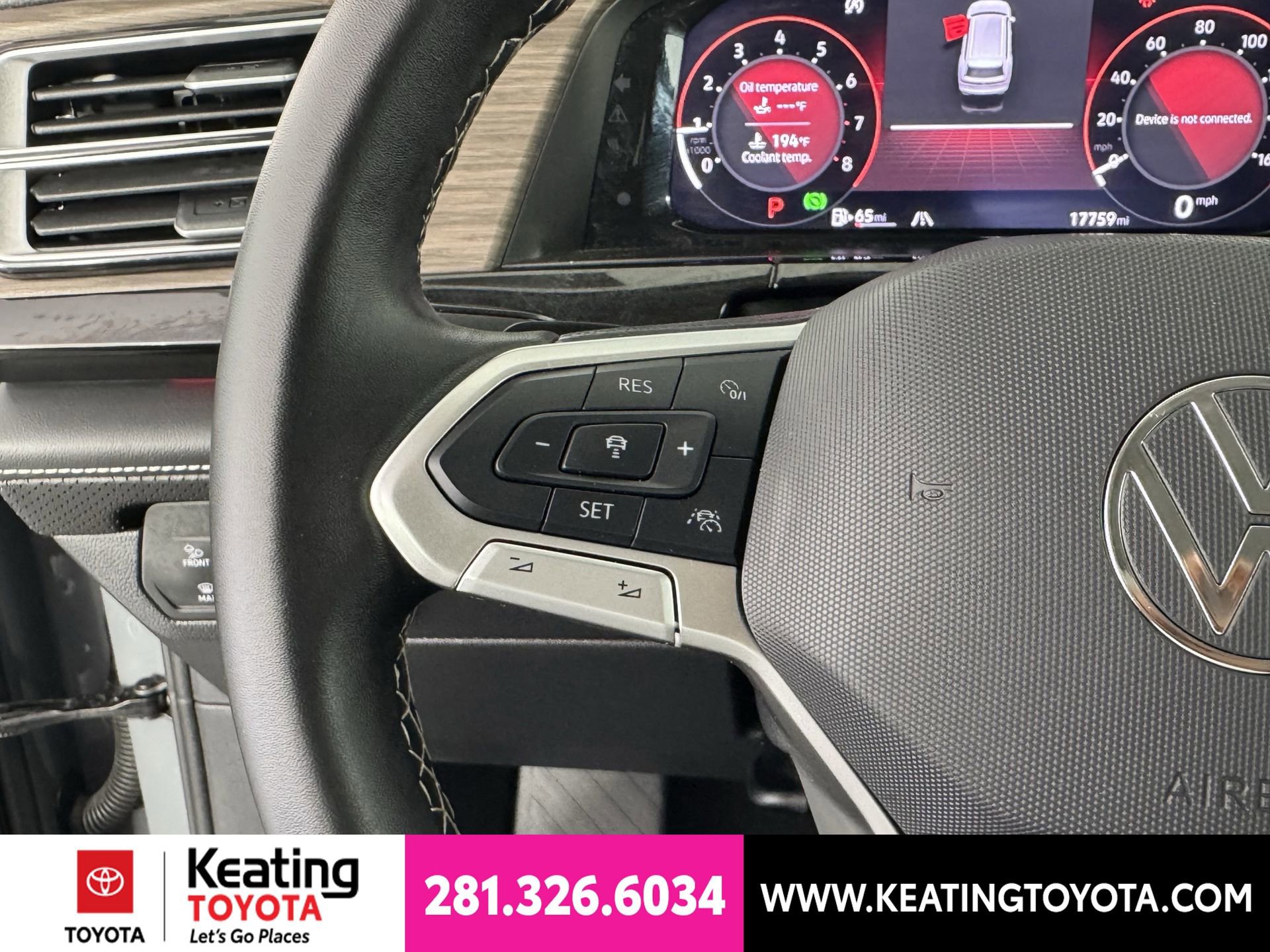 Used 2025 Volkswagen Atlas SEL AWD/4WD image 27