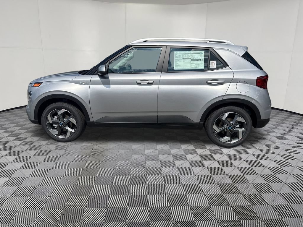 New 2026 Hyundai Venue SEL FWD image 9