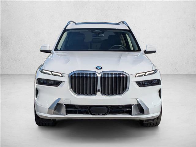 Certified 2026 BMW X7 xDrive40i w/ Premium Package AWD/4WD image 2