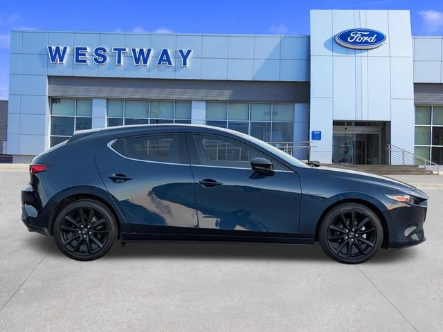 Used 2024 MAZDA MAZDA3 s FWD image 2