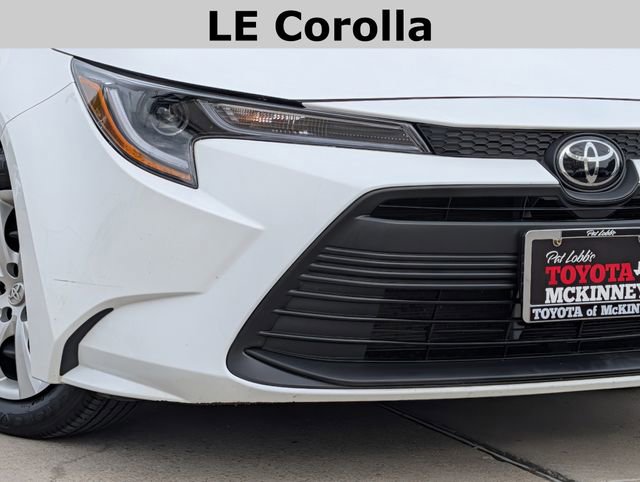 Used 2025 Toyota Corolla LE image 3