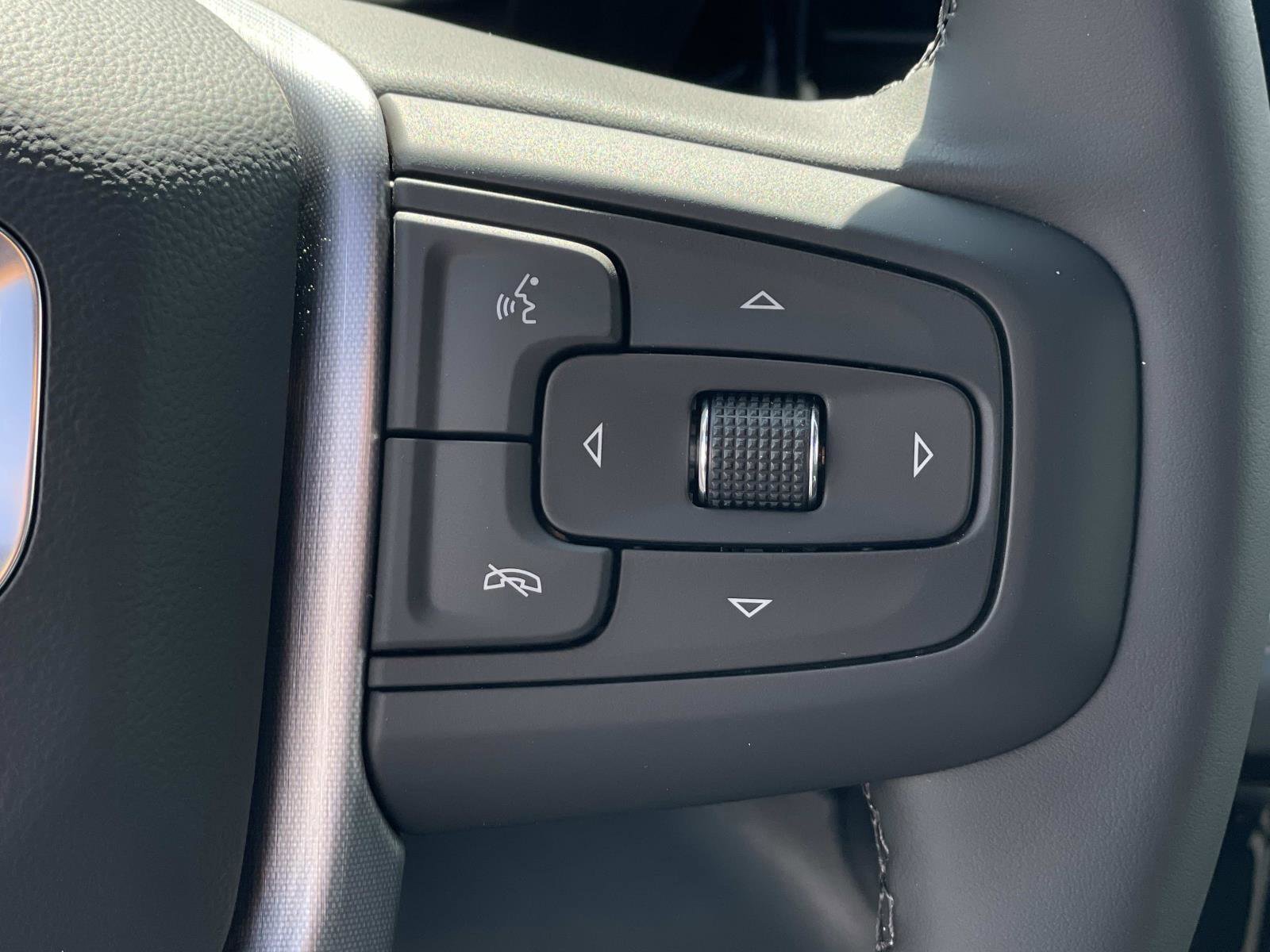 New 2026 GMC Sierra 1500 Elevation image 12