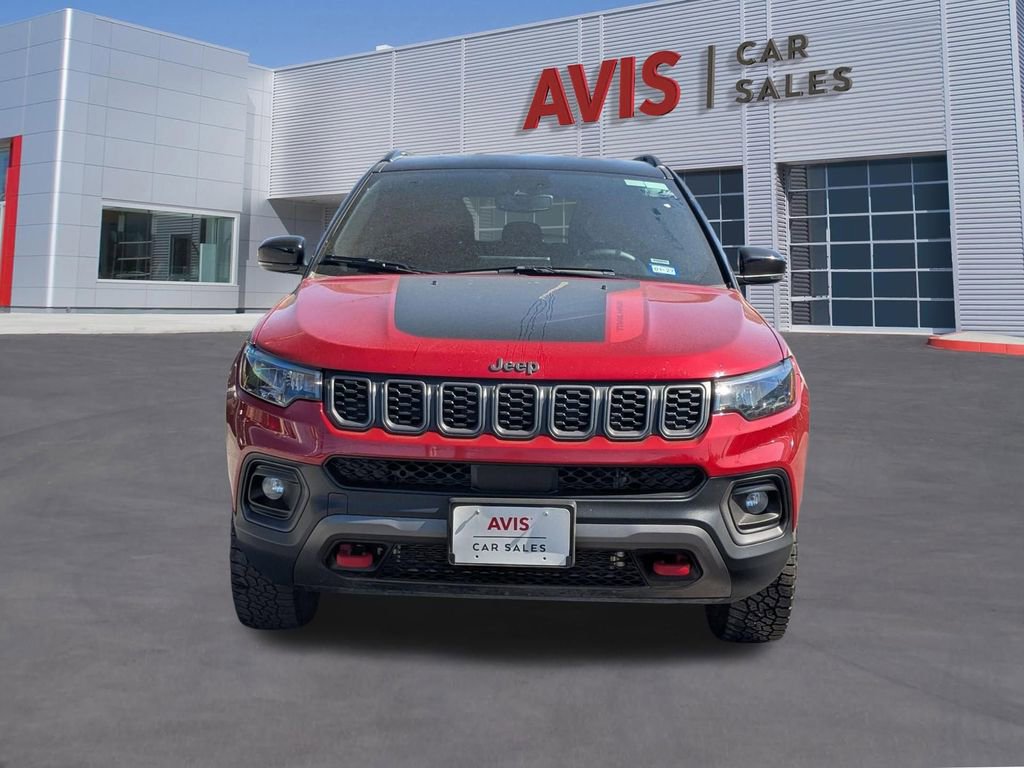 Used 2025 Jeep Compass Trailhawk image 10