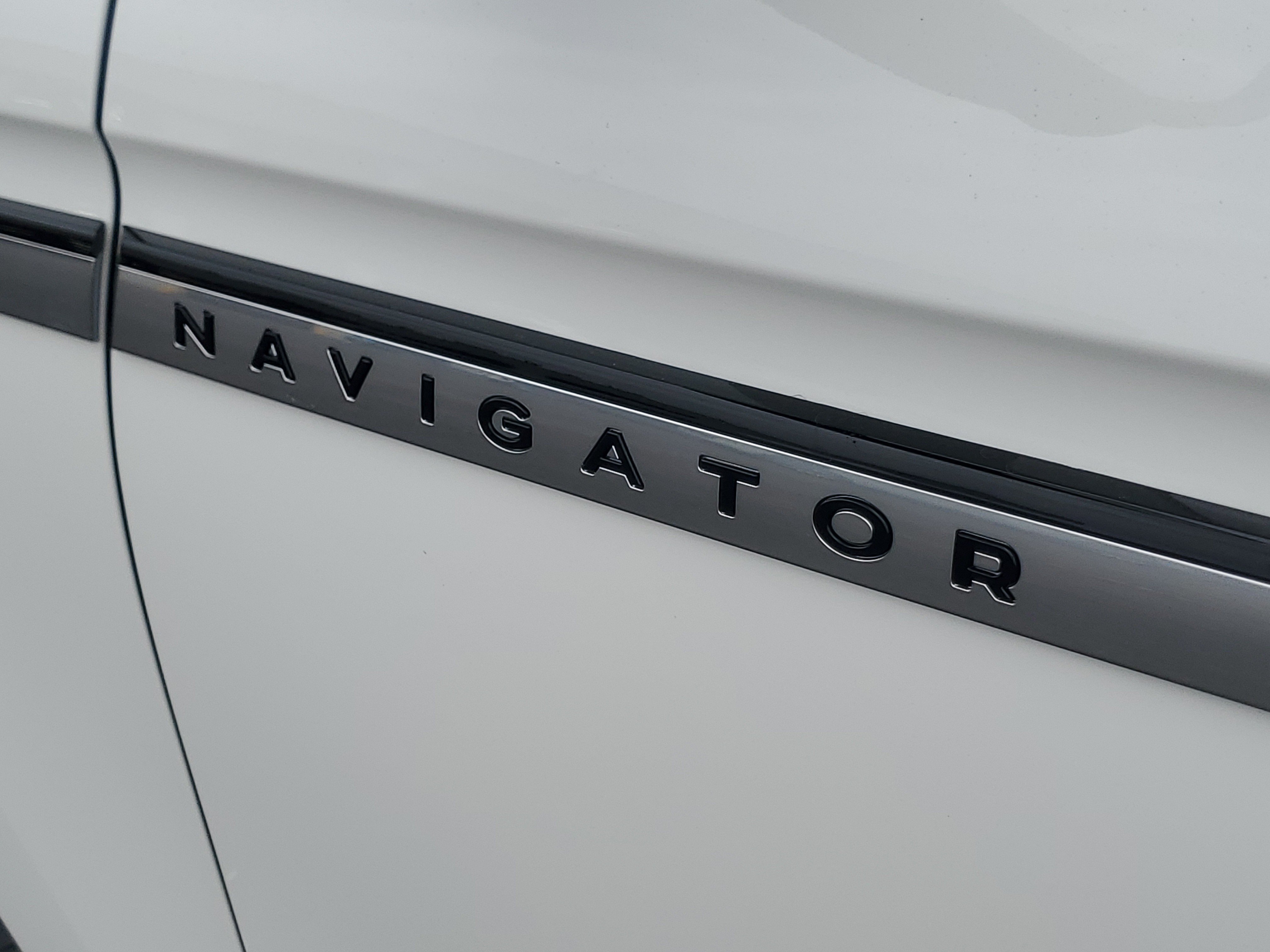 New 2026 Lincoln Navigator Reserve AWD/4WD image 7