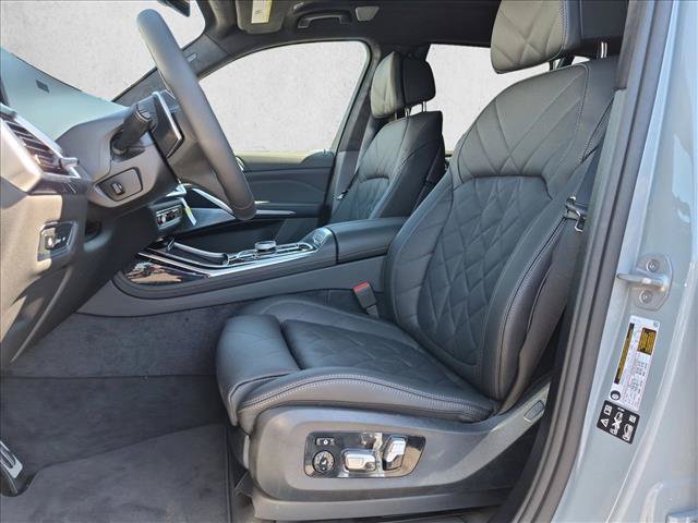 New 2027 BMW X7 xDrive40i w/ Executive Package AWD/4WD image 4