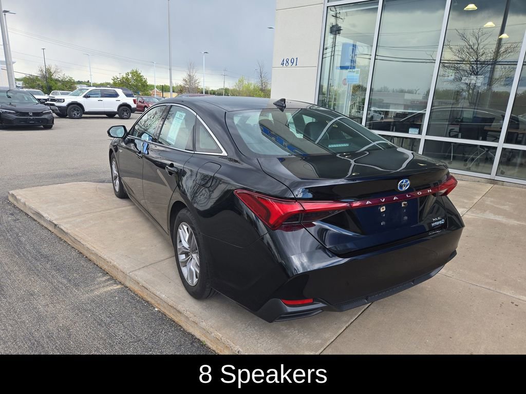 Used 2020 Toyota Avalon XLE w/ Moonroof Package FWD image 6