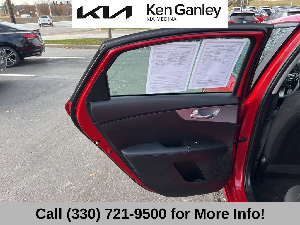 Certified 2023 Kia Forte LXS w/ LXS Technology Package image 45