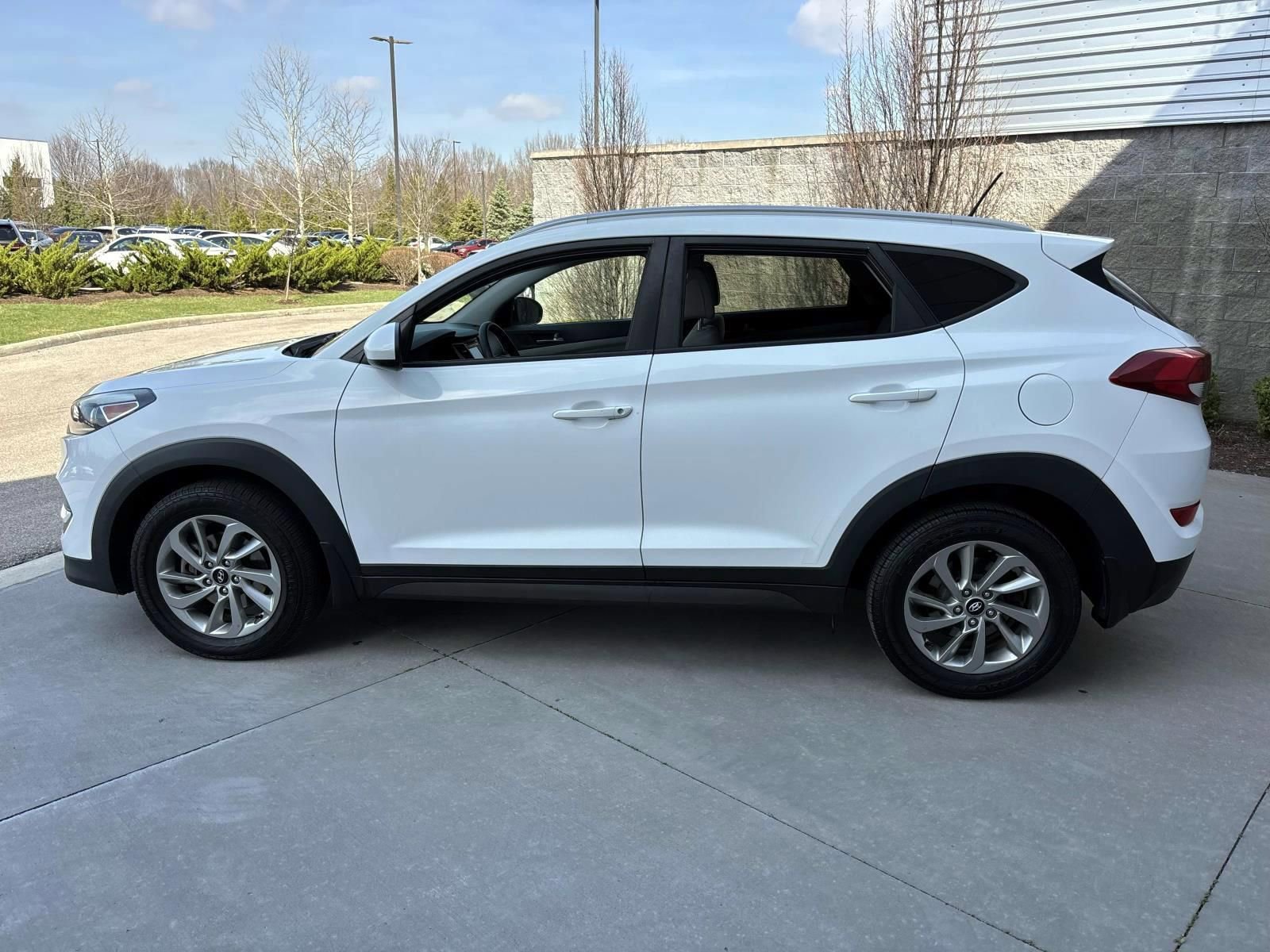 Used 2016 Hyundai Tucson SE w/ Option Group 02 image 8