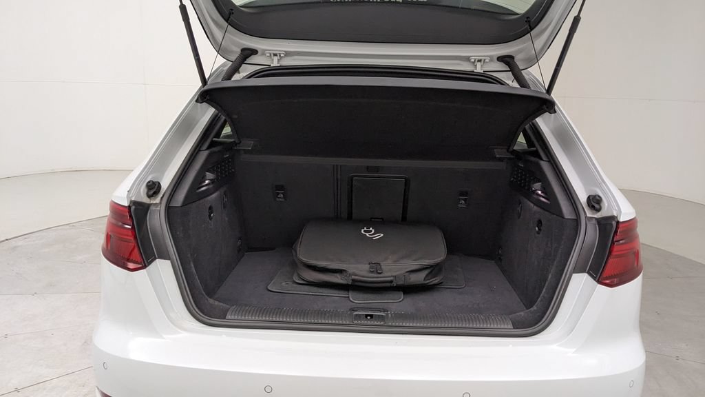 Used 2018 Audi A3 e-tron Prestige w/ Prestige Package FWD image 8