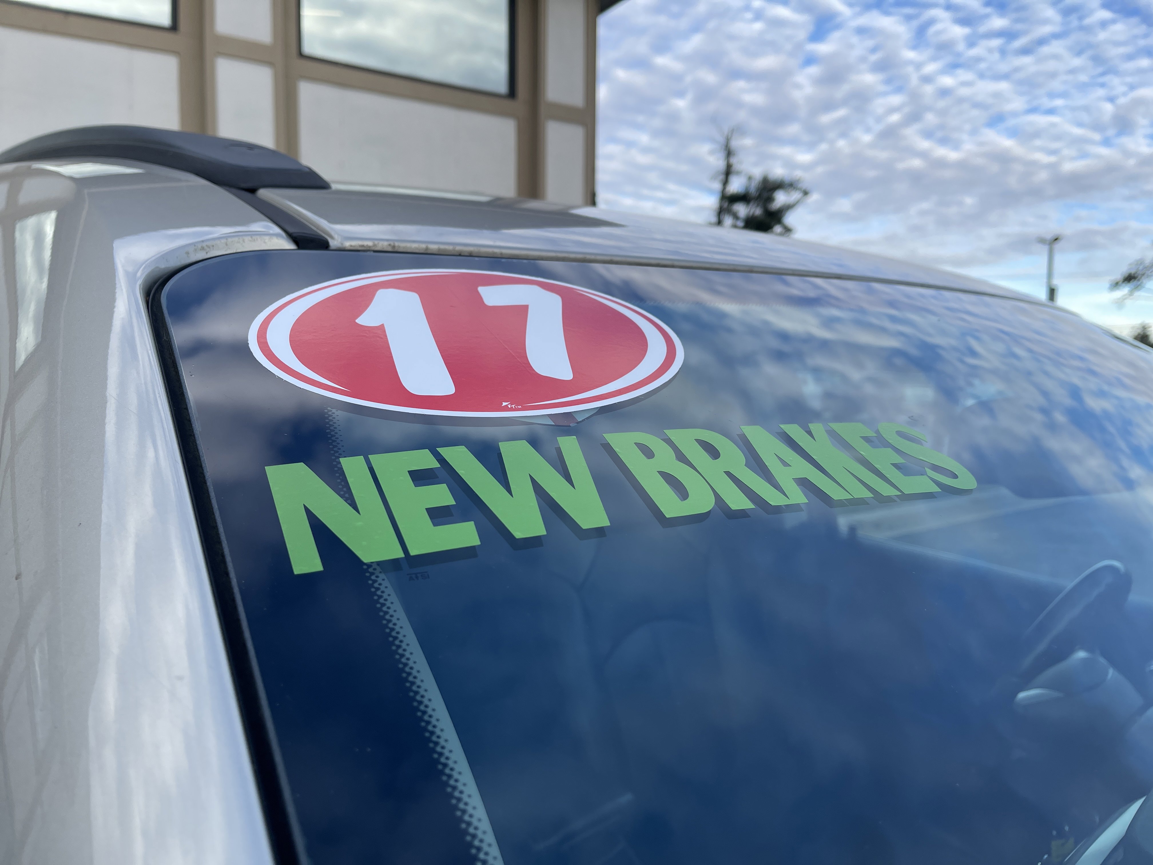 Used 2017 Chevrolet Traverse LT image 29