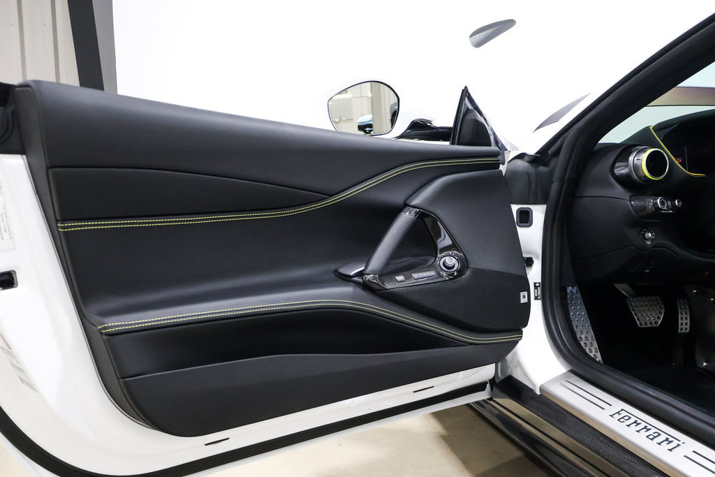 Used 2022 Ferrari 812 GTS RWD image 49
