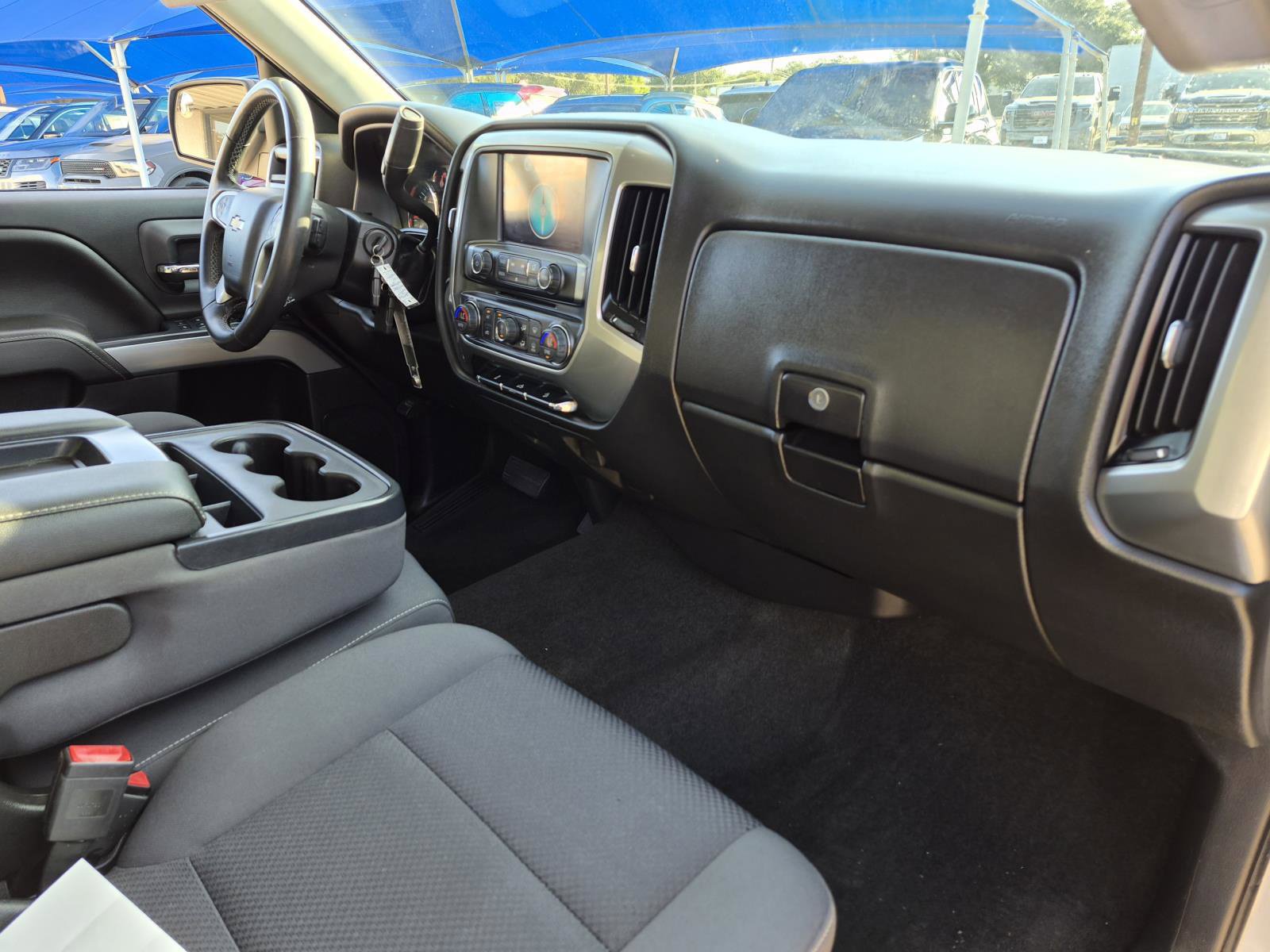 Used 2017 Chevrolet Silverado 1500 LT w/ Redline Edition AWD/4WD image 8