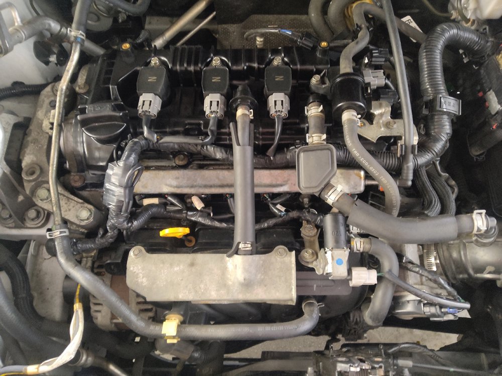 Used 2021 Nissan Kicks SV FWD image 30
