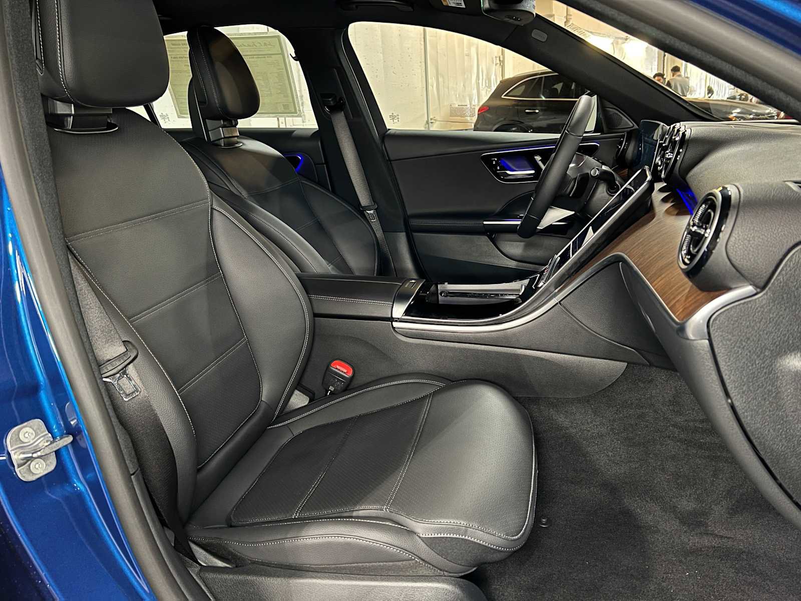 Used 2025 Mercedes-Benz C 300 4MATIC Sedan image 12