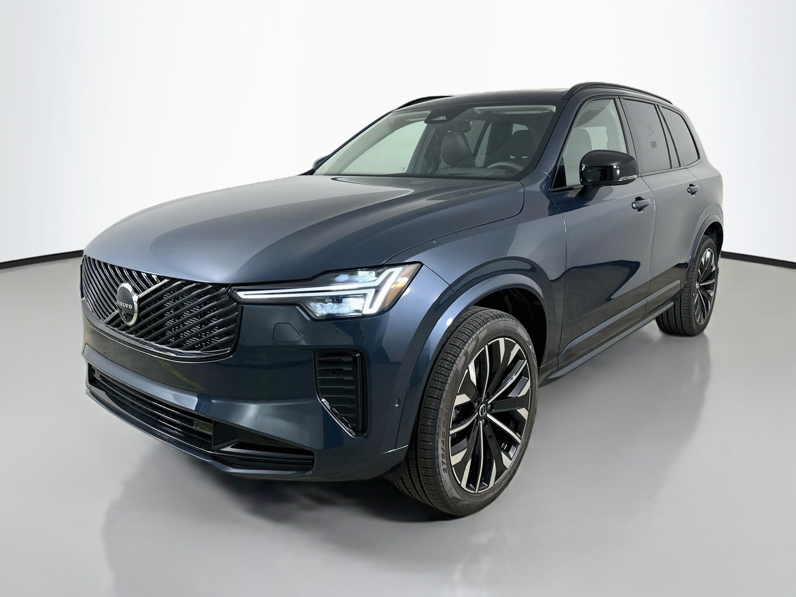 New 2027 Volvo XC90 B6 Ultra AWD/4WD image 1