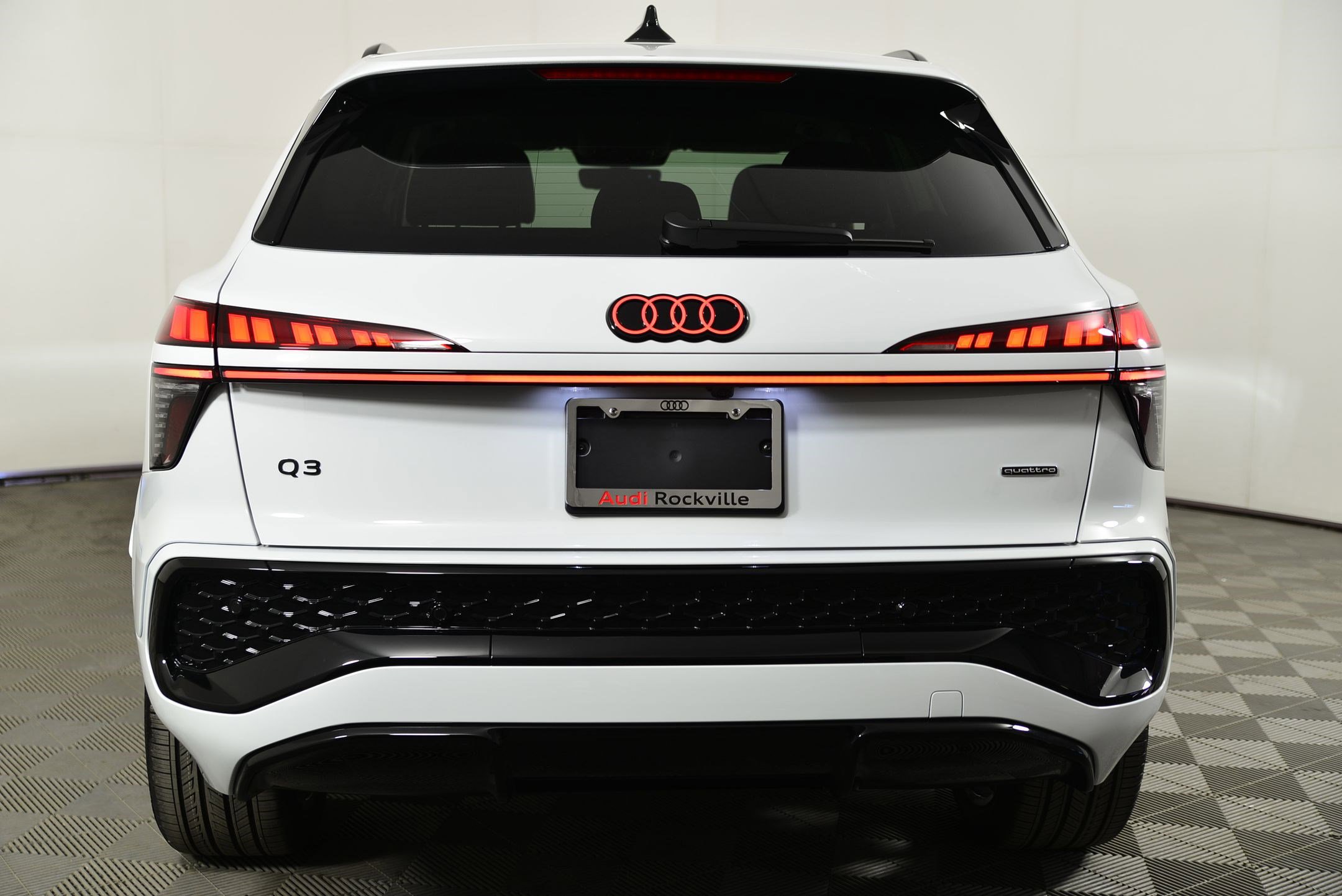 New 2026 Audi Q3 quattro 2.0T image 10