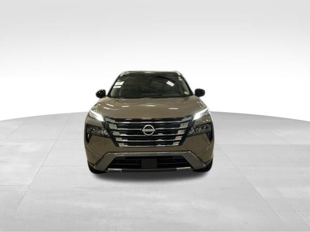 Used 2025 Nissan Rogue SL AWD/4WD image 4