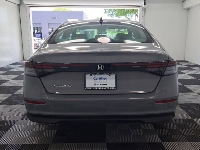 Certified 2025 Honda Accord SE image 5